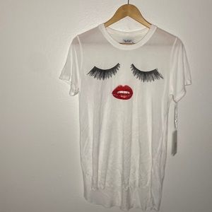 Lauren moshi lips t shirt NWT red lips eyelashes white